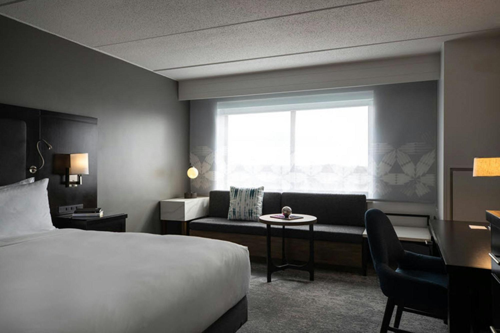 The Baronette Renaissance Detroit-Novi Hotel Εξωτερικό φωτογραφία